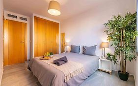 Carlos Haya Beautiful Apartment With Parking