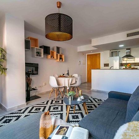 Carlos Haya Beautiful Apartment With Parking Málaga Exterior foto