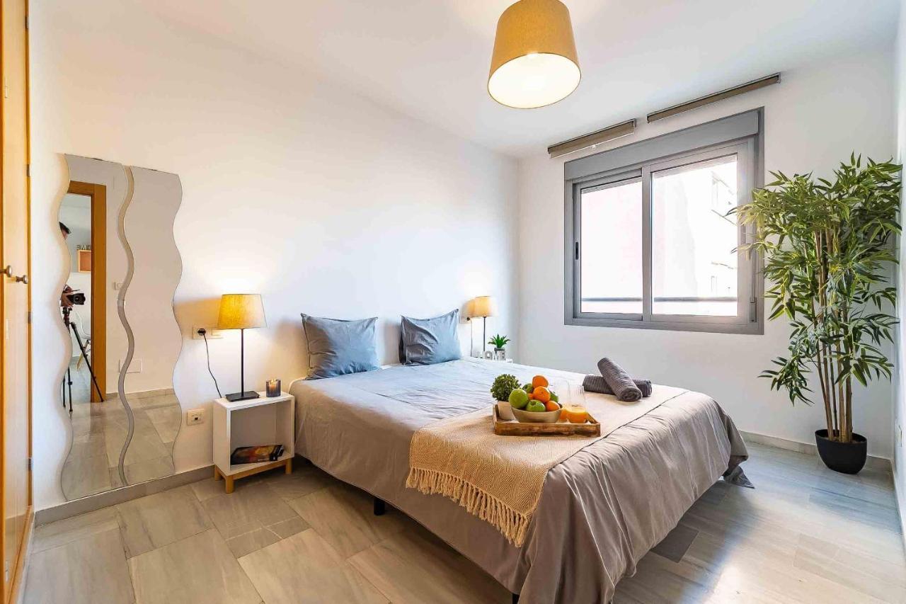 Carlos Haya Beautiful Apartment With Parking Málaga Exterior foto