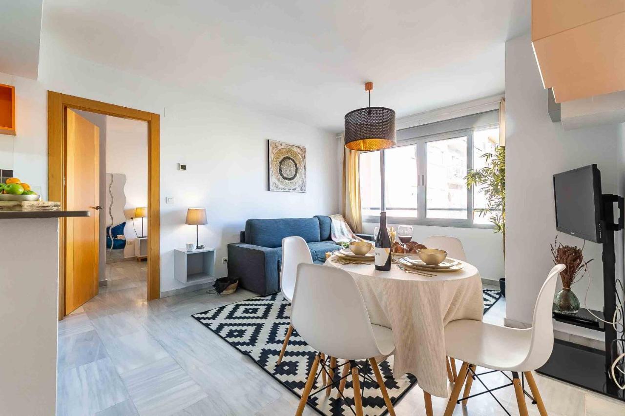 Carlos Haya Beautiful Apartment With Parking Málaga Exterior foto